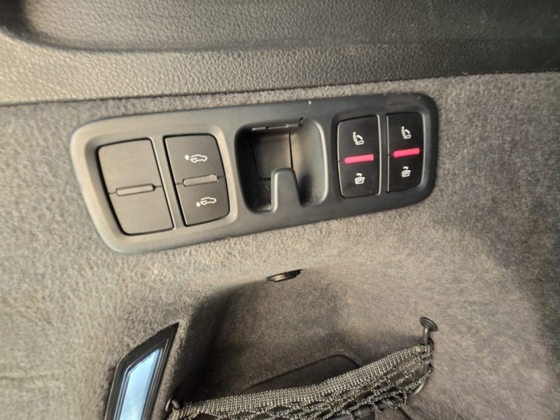 AUDI Q7 2015