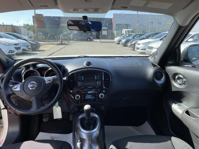 NISSAN JUKE 2011