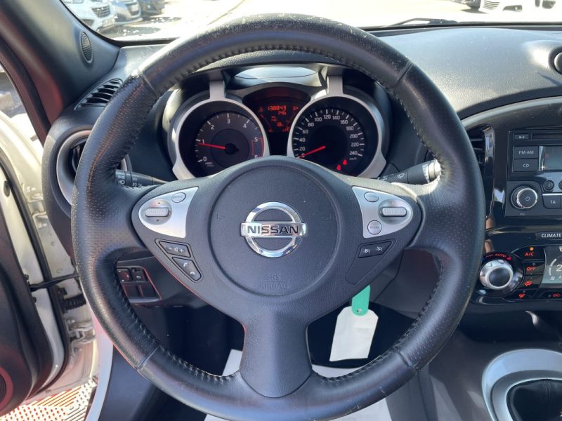 NISSAN JUKE 2011