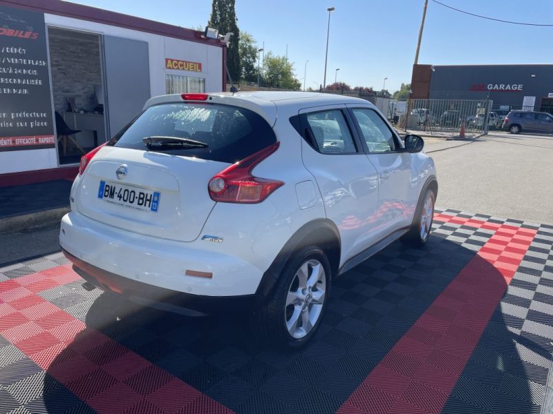 NISSAN JUKE 2011