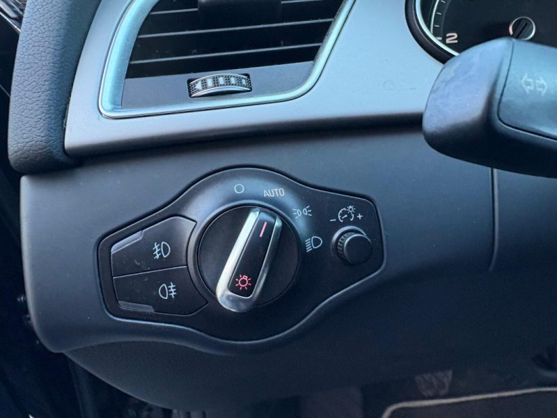 AUDI A4 2.0 TDI S LINE SPORTPAKET PLUS BREAK 177 CV GARANTIE 12 MOIS