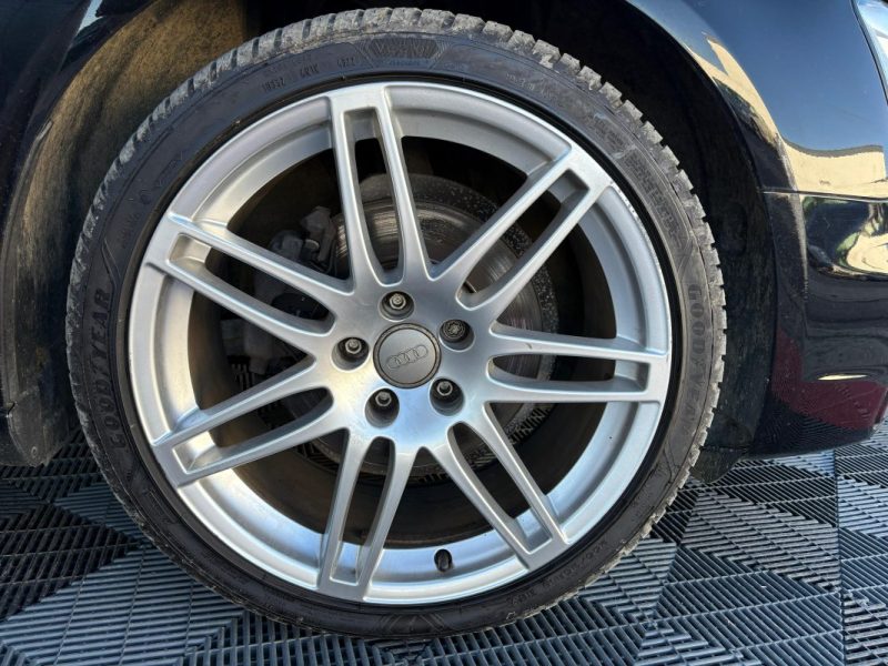 AUDI A4 2.0 TDI S LINE SPORTPAKET PLUS BREAK 177 CV GARANTIE 12 MOIS