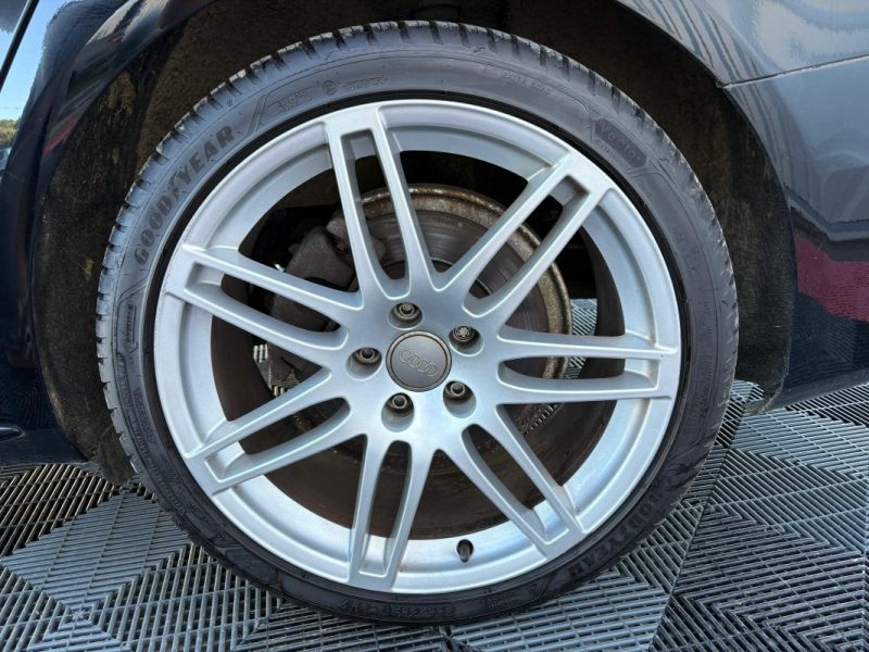 AUDI A4 2.0 TDI S LINE SPORTPAKET PLUS BREAK 177 CV GARANTIE 12 MOIS