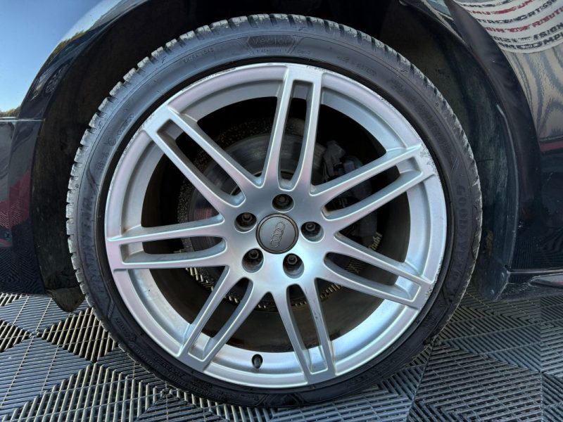 AUDI A4 2.0 TDI S LINE SPORTPAKET PLUS BREAK 177 CV GARANTIE 12 MOIS