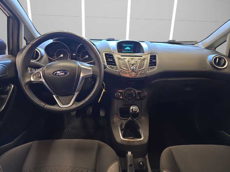 FORD FIESTA 2015