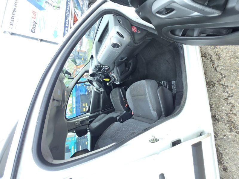 PEUGEOT PARTNER 2017