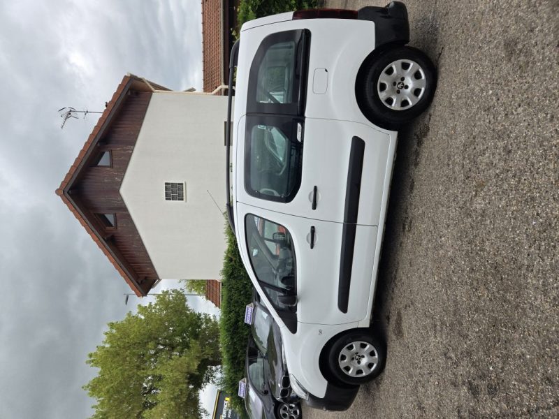 PEUGEOT PARTNER 2017