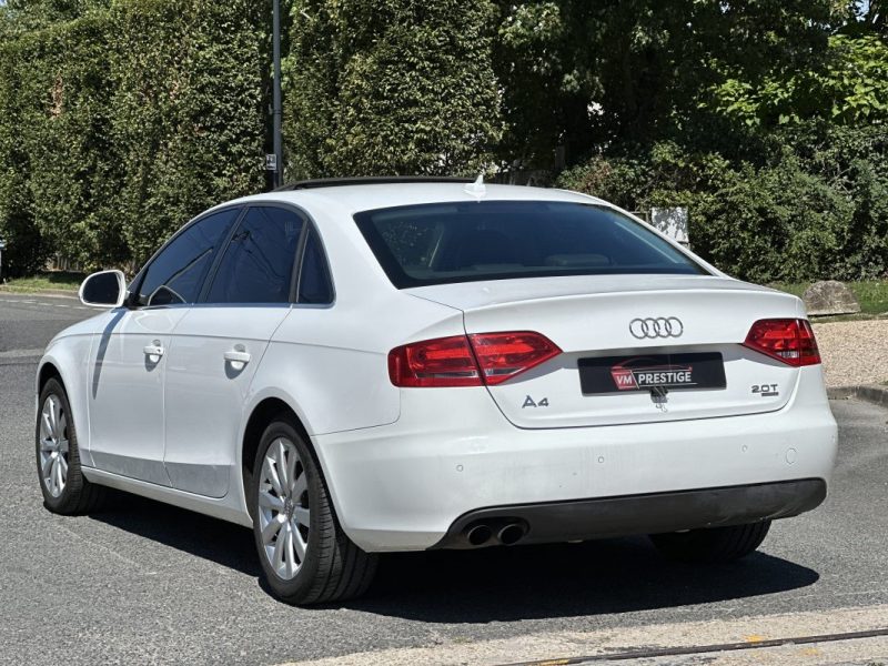 AUDI A4 2009
