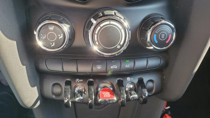 MINI ONE D 95 ch BUSINESS GPS RADAR CLIM BLUETOOTH