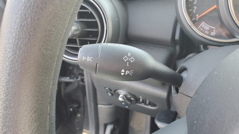 MINI ONE D 95 ch BUSINESS GPS RADAR CLIM BLUETOOTH