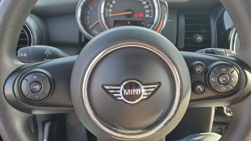 MINI ONE D 95 ch BUSINESS GPS RADAR CLIM BLUETOOTH