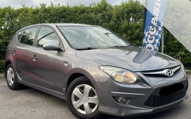 Superbe HYUNDAI I30 Blue Drive