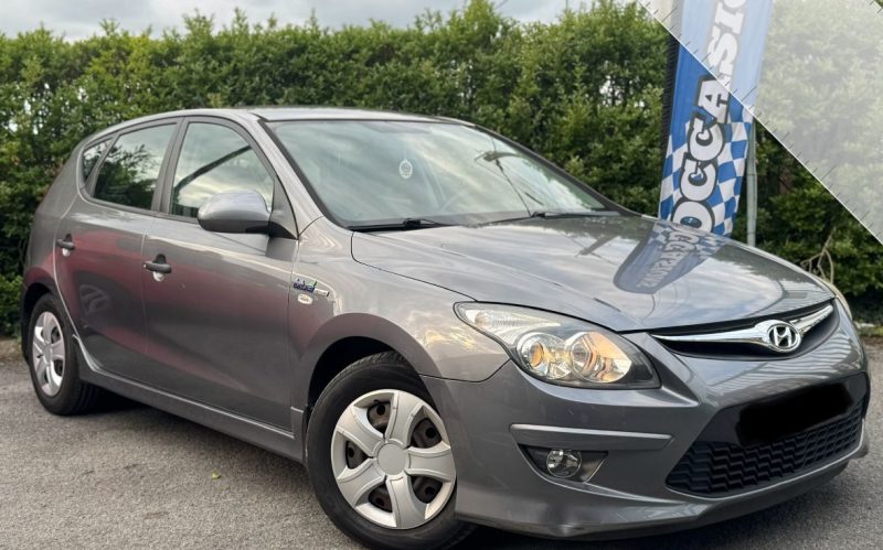 Superbe HYUNDAI I30 Blue Drive