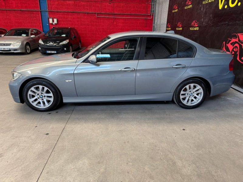 BMW SERIE 3 - 318D 122 Confort 