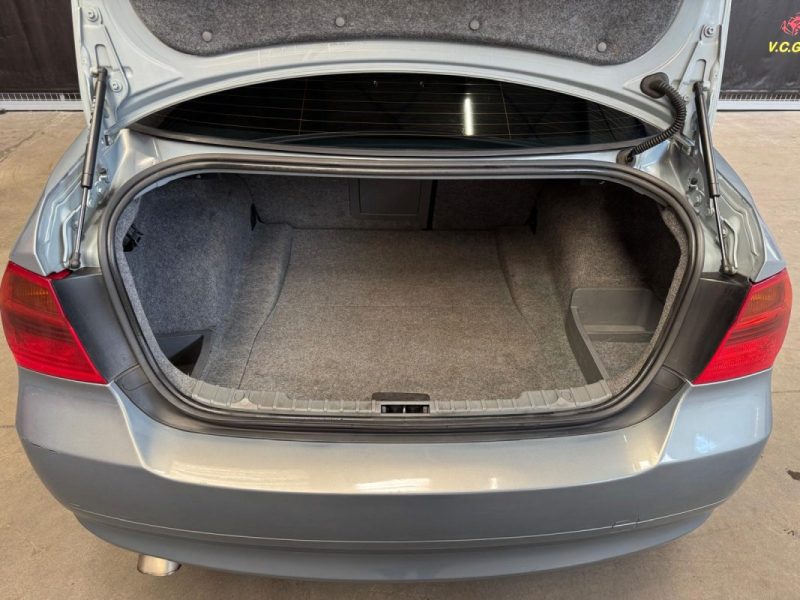 BMW SERIE 3 - 318D 122 Confort 