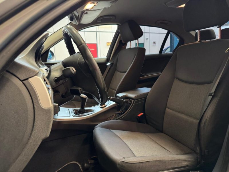 BMW SERIE 3 - 318D 122 Confort 