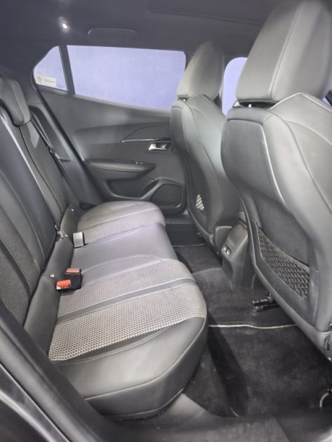 PEUGEOT 2008 1,2 PURETECH 130 CV EAT 8 GT LINE