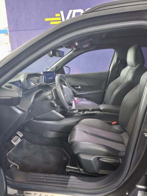 PEUGEOT 2008 1,2 PURETECH 130 CV EAT 8 GT LINE