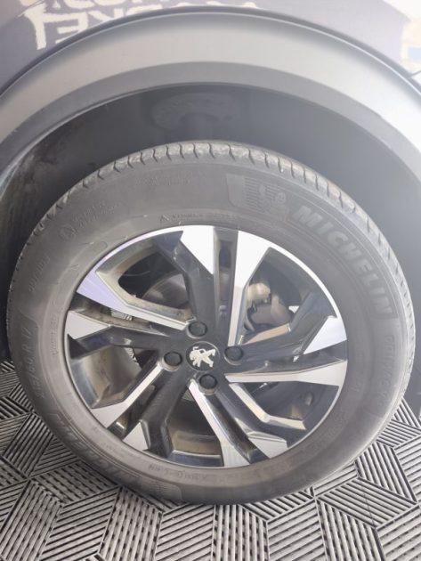 PEUGEOT 2008 1,2 PURETECH 130 CV EAT 8 GT LINE