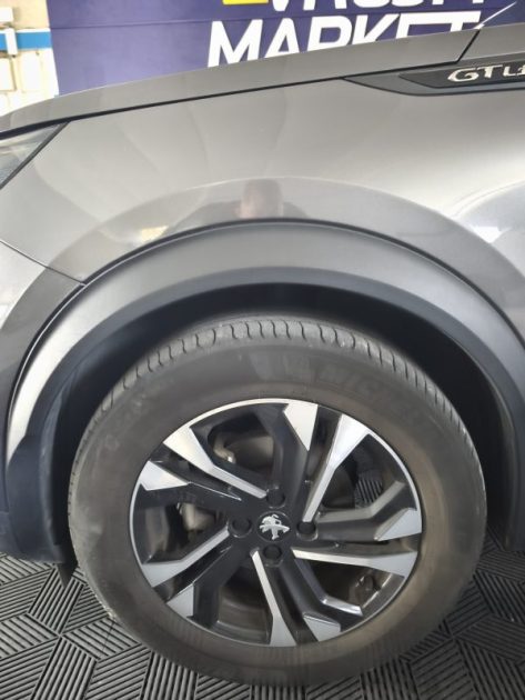 PEUGEOT 2008 1,2 PURETECH 130 CV EAT 8 GT LINE