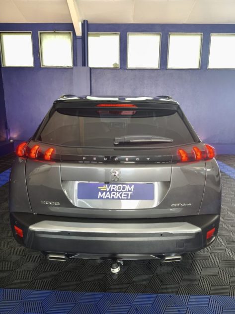 PEUGEOT 2008 1,2 PURETECH 130 CV EAT 8 GT LINE