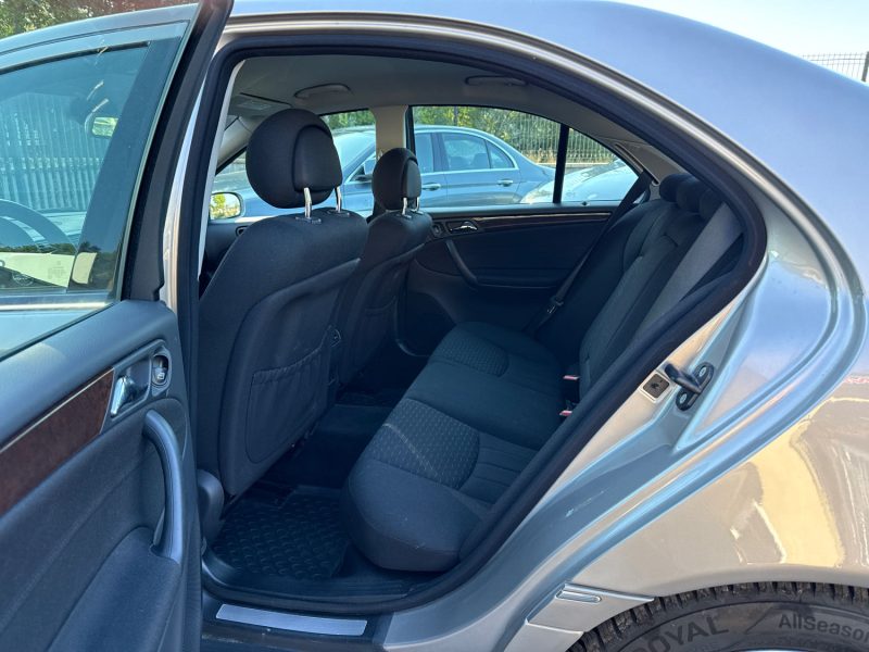 MERCEDES CLASSE C 2004