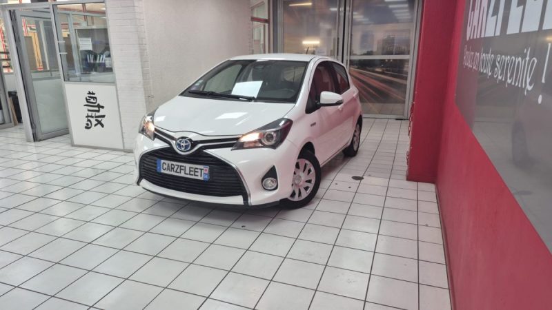 TOYOTA YARIS HYBRID 2016