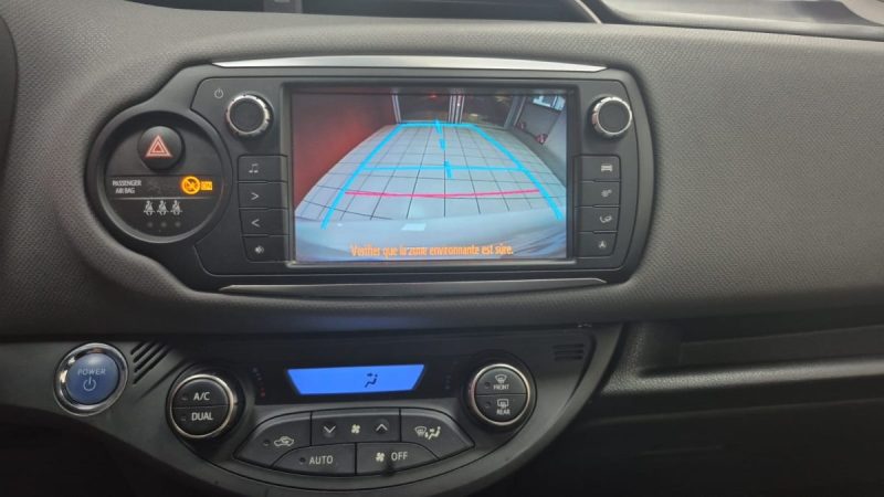 TOYOTA YARIS HYBRID 2016