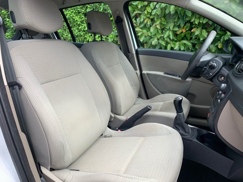 RENAULT CLIO 2006 1.5DCI 85