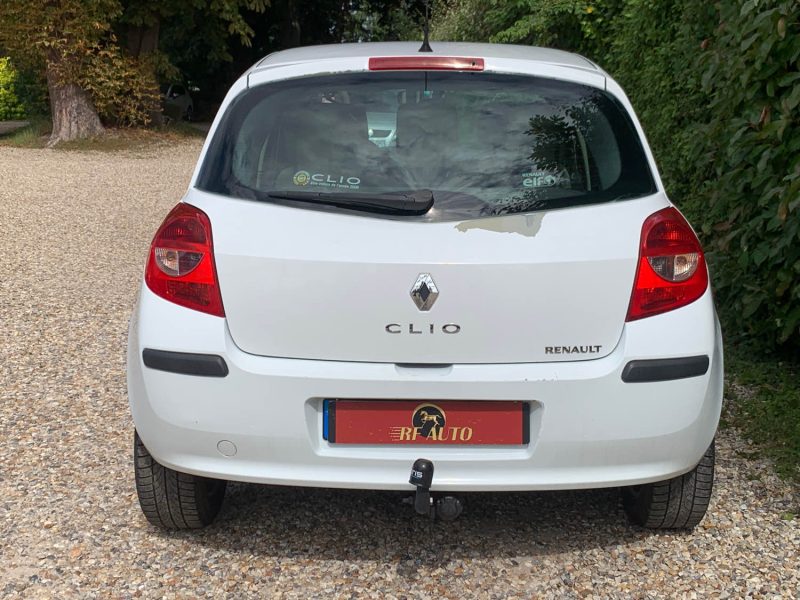 RENAULT CLIO 2006 1.5DCI 85