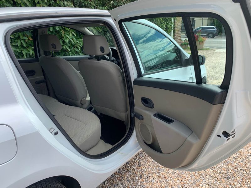 RENAULT CLIO 2006 1.5DCI 85