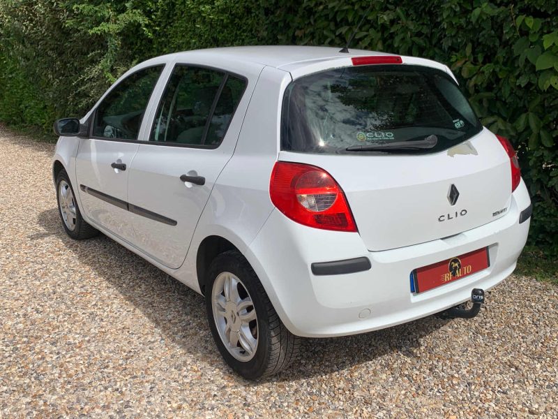 RENAULT CLIO 2006 1.5DCI 85