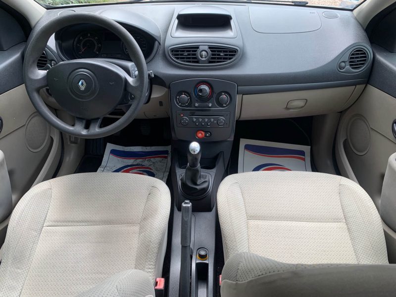RENAULT CLIO 2006 1.5DCI 85