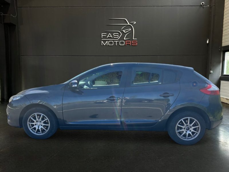 RENAULT MEGANE 2011