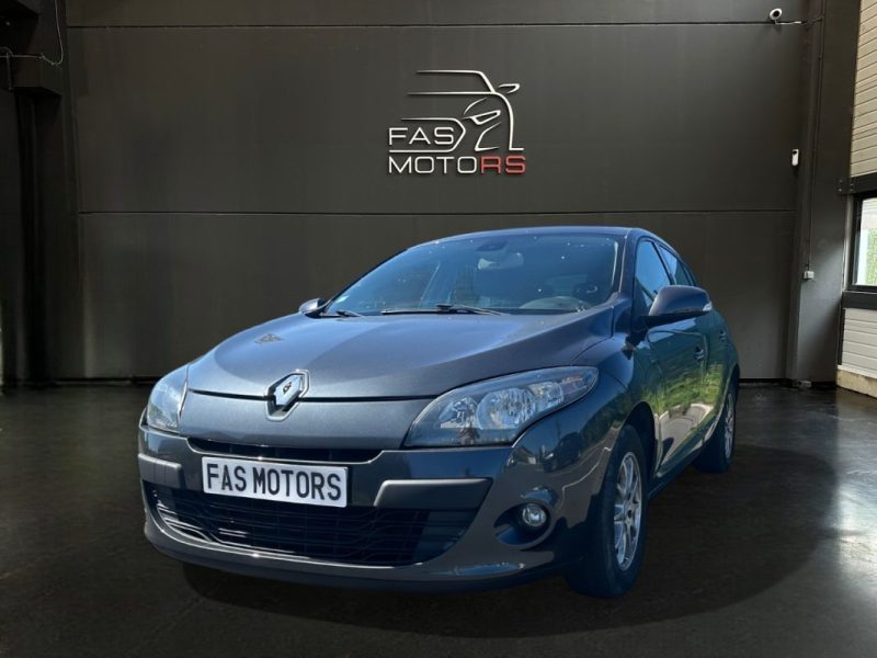 RENAULT MEGANE 2011