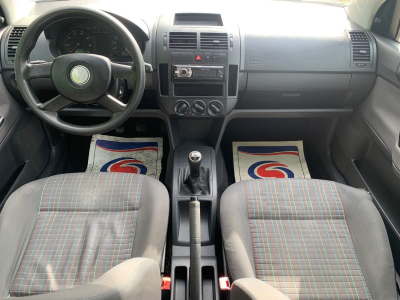 VOLKSWAGEN POLO 2005 1.2 65 