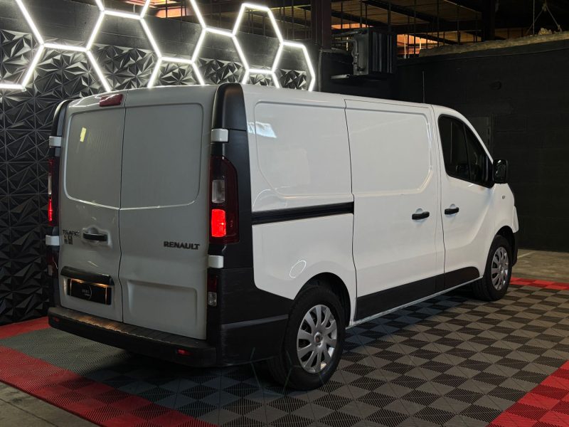 RENAULT TRAFIC L1H1 1200 1.6 DCI 95ch TVA RECUPERABLE GARANTIE 1 AN