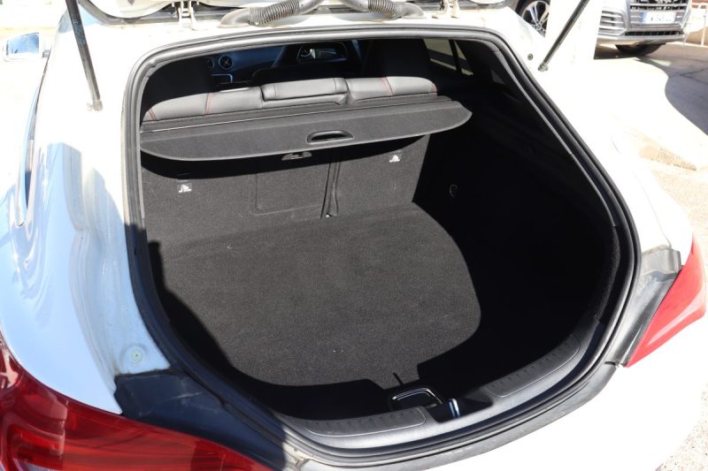 MERCEDES CLA SHOOTING BRAKE 220 D FASCINATION 4MATIC 7G-DCT
