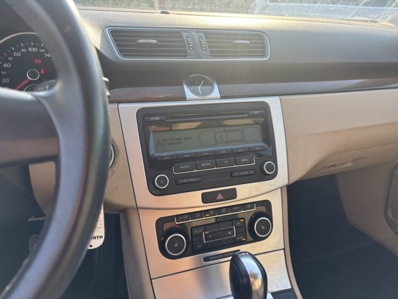 VOLKSWAGEN PASSAT VII SW 2.0 TDI 140 FAP BLUEMOTION TECHNOLOGY DESIGN EDITION