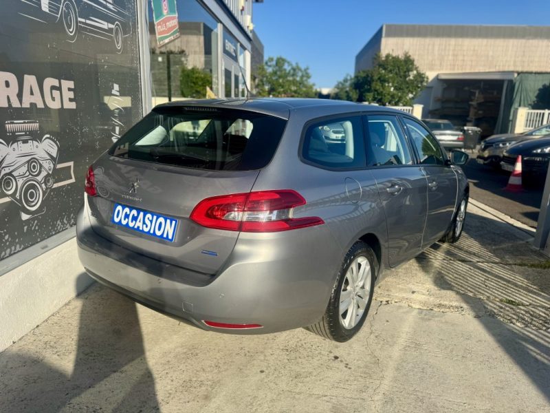 PEUGEOT 308 2015