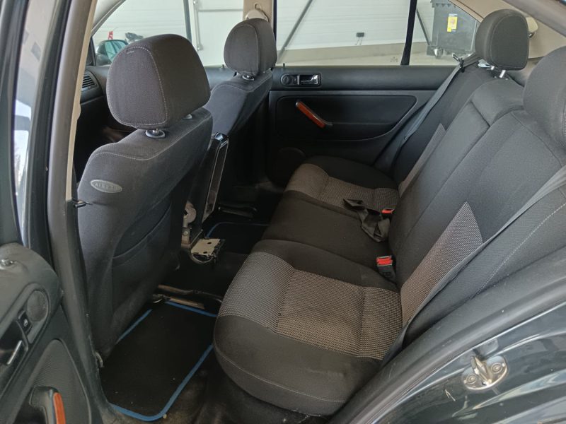 VOLKSWAGEN BORA 2000