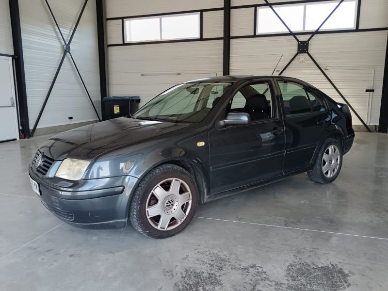 VOLKSWAGEN BORA 2000