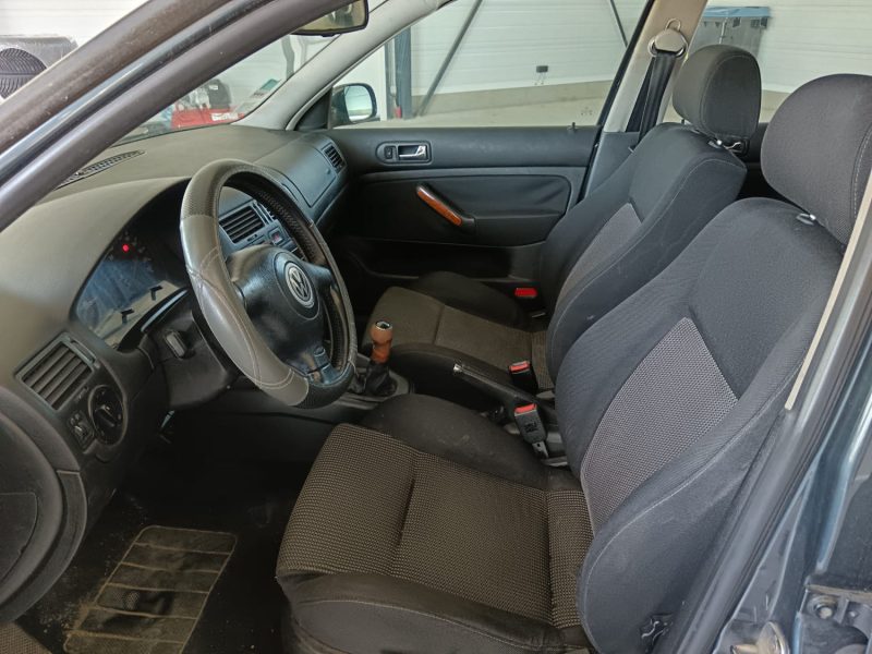 VOLKSWAGEN BORA 2000