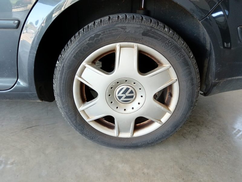 VOLKSWAGEN BORA 2000