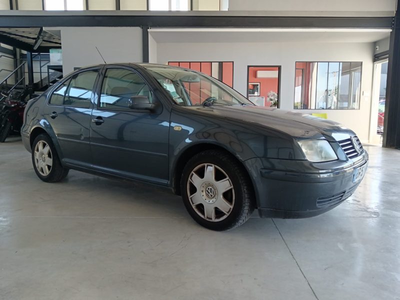 VOLKSWAGEN BORA 2000