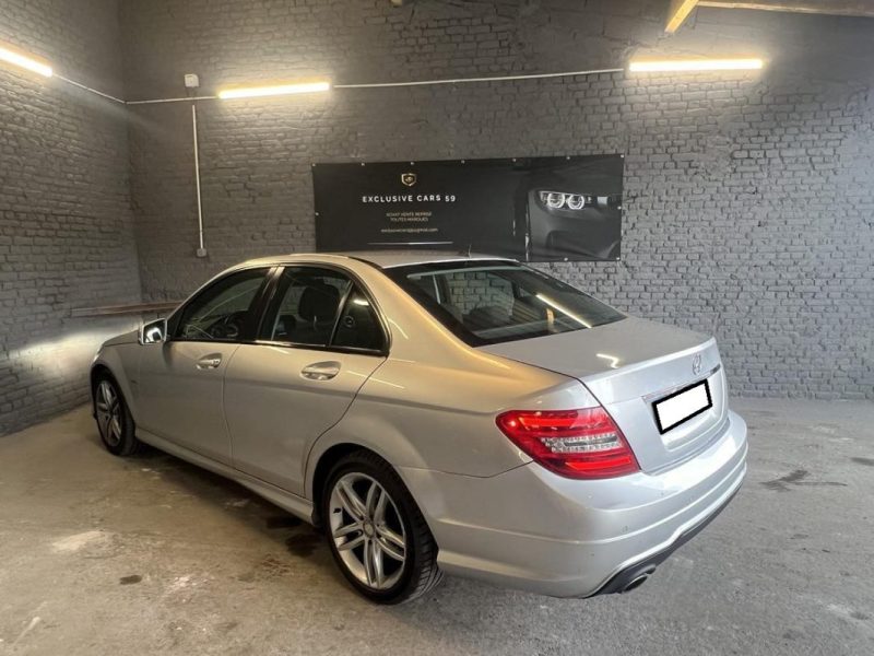 Mercedes Classe C220 CDI 170cv Pack AMG Boite auto GPS Phare xénon 110 000 kms garantie 6 mois