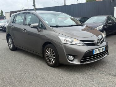 TOYOTA VERSO 2016