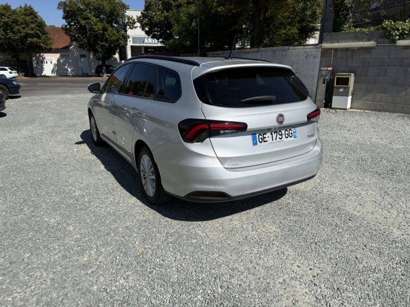 FIAT TIPO 2022