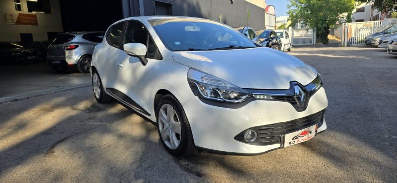 Renault CLIO IV 0.9l TCe 90ch, 5 portes , *Idéale jeune conducteur*, *GPS*, *Clim*