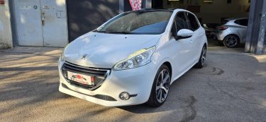 Peugeot 208 1.6 e-hdi 115 ch Féline BVM 6, *Toit panoramique*, *Clim auto*